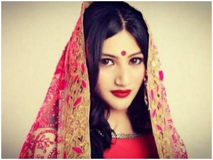 Actress Mahika Sharma, excited to return to India on her birthday, was stuck in London for 4 months अपने जन्मदिन पर भारत लौटने के  लिए उत्साहित हैं अभिनेत्री माहिका शर्मा, 4 महीने से लंदन में फंसी थी