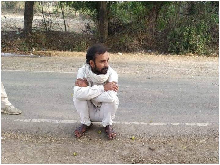 मध्य प्रदेश: इंदौर जेल में पहुंचा कोरोना, पत्थरबाज कैदी की वजह से जेल में नौ कैदी हुए संक्रमित Madhya Pradesh: Corona arrives in Indore jail, nine prisoners in jail infected due to stone-pelting prisoner मध्य प्रदेश: इंदौर जेल में पहुंचा कोरोना, पत्थरबाज कैदी की वजह से जेल में नौ कैदी हुए संक्रमित