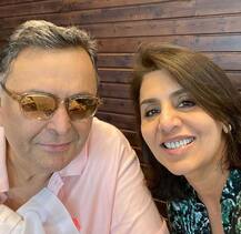 Love Story: नीतू से गर्लफ्रेंड के लिए लव लेटर लिखवाया करते थे ऋषि कपूर, शादी के लिए राजी नहीं थी मम्मी लेकिन...