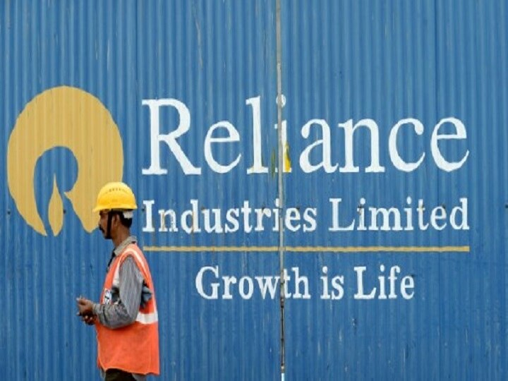 Reliance Industries set 14 may record date for rights issue रिलायंस इंडस्ट्रीज ने राइट्स इश्यू के लिए रिकॉर्ड डेट 14 मई तय की, कम कीमत पर खरीद सकेंगे शेयर