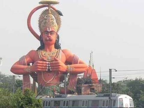 कोरोना वायरस: शिदीपुरा और करोल बाग इलाके में लॉकडाउन की धज्जियां उड़ाते दिखे लोग कोरोना वायरस: शिदीपुरा और करोल बाग इलाके में लॉकडाउन की धज्जियां उड़ाते दिखे लोग