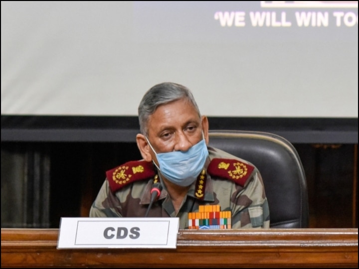Armed forces will thank the Corona Warriors in their own way: CDS General Bipin Rawat कोरोना वॉरियर्स का अपने तरीके से आभार प्रकट करेंगी सशस्त्र सेनाएं, CDS जनरल बिपिन रावत ने दी जानकारी