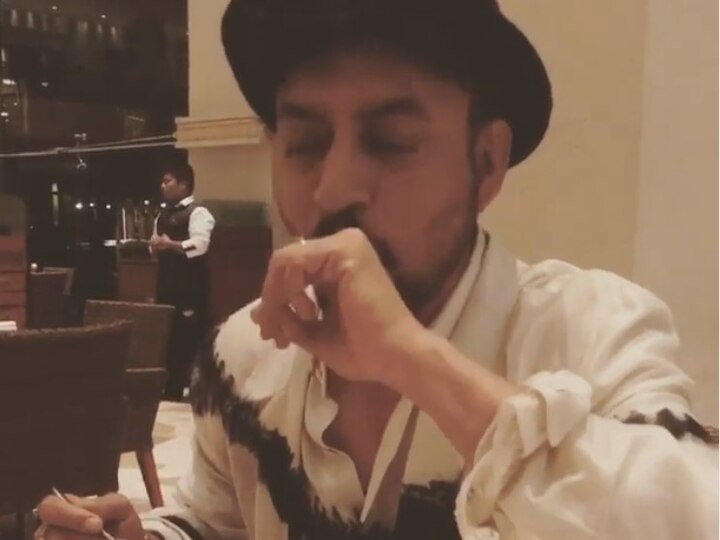  In the video, Irrfan Khan is eating Gol-gappe, son shares in memory of father वीडियो में इरफान खान खा रहे हैं गोल-गप्पे, पिता की याद में बेटे ने किया शेयर