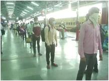 रेलवे ने प्रवासी मजदूरों को घर पहुंचाने के लिए 10 ट्रेनों को किया रवाना