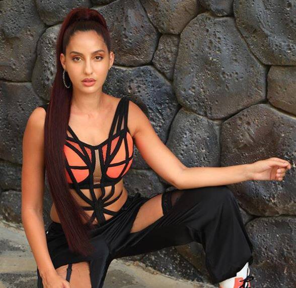 इस लॉकडाउन की वजह से लोगों में डिप्रेशन जैसी कई बीमारियां बढ़ रही हैं. ऐसी ही एक बीमारी का शिकार एक्ट्रेस नोरा फतेही हो गई हैं.