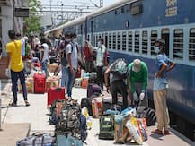 कर्नाटक से घर नहीं जा पाएंगे मजदूर, येदियुरप्पा सरकार ने कैंसिल की स्पेशल ट्रेनें