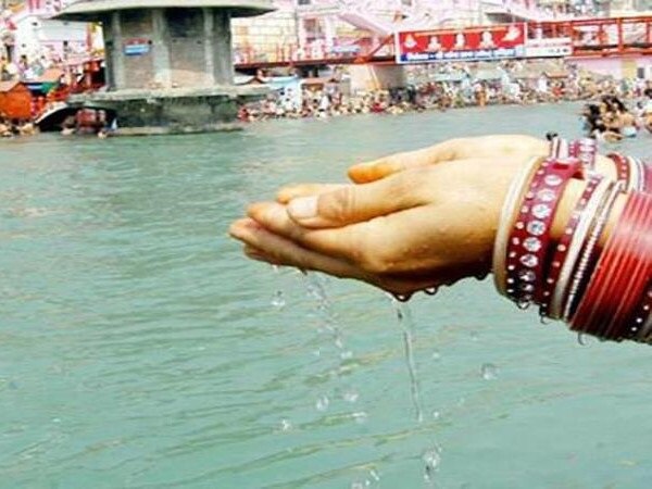 Importance of water Jyeshtha Month Ganga Dussehra 2020 and Nirjala Ekadashi Vrat 2020 Mhurat जल का महत्व बताने के लिए ज्येष्ठ मास की इस तारीख को पड़ रहे हैं गंगा दशहरा और निर्जला एकादशी व्रत