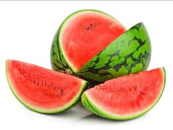 Health Tips: भूलकर भी न करें तरबूज का सेवन, अगर आपको है ये बीमारी