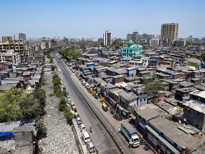 Buildings in densely populated North Mumbai areas will be sealed to prevent covid-19 say Police Commissioner Parambir Singh उत्तरी मुंबई के घनी आबादी वाले इलाकों में इमारतें होंगी सील, सबसे ज्यादा प्रभावित इलाकों में लॉकडाउन में सख्ती