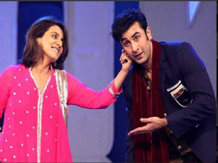 Neetu Kapoor ने किया बेटे Ranbir की फिल्म के गाने पर डांस, फैंस बोले- 'क्या ये आलिया-रणबीर की शादी के लिए है?' Actress Neetu Kapoor dances on Ghagra Song fans ask if it is prep for Ranbir Kapoor and Alia Bhatt wedding Neetu Kapoor ने किया बेटे Ranbir की फिल्म के गाने पर डांस, फैंस बोले- 'क्या ये आलिया-रणबीर की शादी के लिए है?'