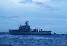 समुद्र सेतु के तहत आईएनएस मगर युद्धपोत 200 लोगो को लेकर मालद्वीप से कोच्चि के लिए रवाना