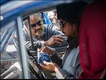 इरफान खान को याद कर बेहद भावुक हुए विशाल भारद्वाज, कहा- 'मैं चीख-चीख कर रोना चाहता था लेकिन...'