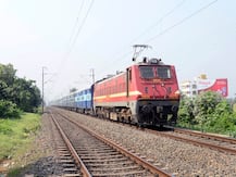 कल से शुरू हो रही यात्री ट्रेन सेवा के बारे में जान लीजिए सभी जरूरी जानकारियां