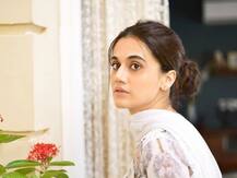 ट्विटर पर डायरेक्टर सुजॉय घोष से भिड़ीं तापसी पन्नू, बोलीं- खबरदार जो...