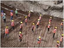 लॉकडाउन में ढील के बाद NH 24 पर शुरू हुआ निर्माण कार्य, सोशल डिस्टेंसिंग का पालन करते दिखे मजदूर