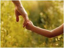 अगर आपका बच्चा कभी चोरी करते हुए पकड़ा जाए, तो इन तरीकों से छुटाएं उनकी चोरी की आदत