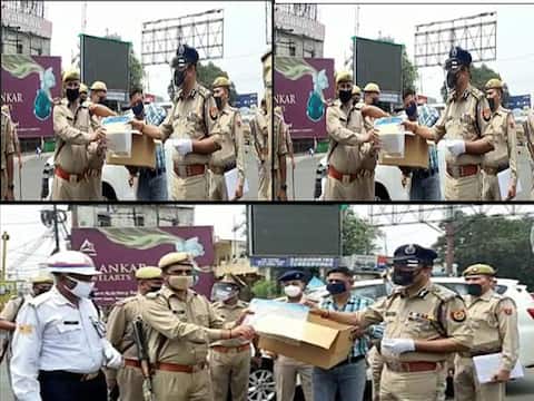 Meerut: कोरोना के साये में पुलिसकर्मी, जिले में 200 से ज्यादा पुलिसकर्मियों को बांटे गए फेस शील्ड Meerut: कोरोना के साये में पुलिसकर्मी, जिले में 200 से ज्यादा पुलिसकर्मियों को बांटे गए फेस शील्ड
