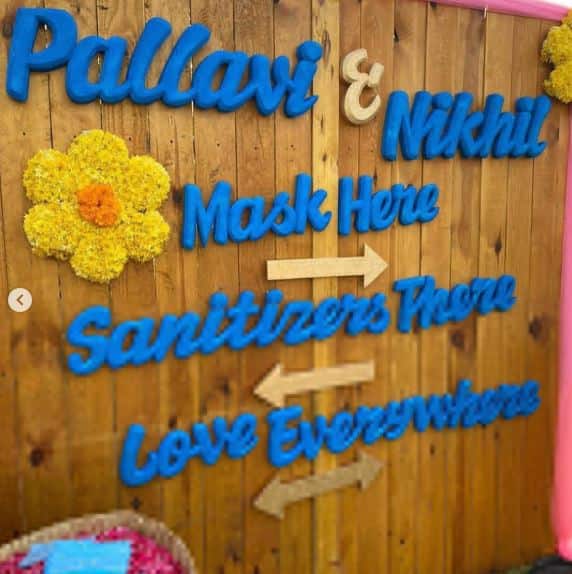 सिद्धार्थ ने शादी से पहले इंस्टाग्राम स्टोरीज पर एक तस्वीर भी साझा की, जहां उन्होंने कैप्शन में लिखा, 