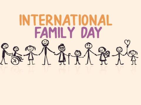 कोरोना संकट के बीच लोग सेलिब्रेट कर रहे अंतरराष्ट्रीय परिवार दिवस, लॉकडाउन में दे रहे फैमिली का साथ कोरोना संकट के बीच लोग सेलिब्रेट कर रहे अंतरराष्ट्रीय परिवार दिवस, लॉकडाउन में दे रहे फैमिली का साथ