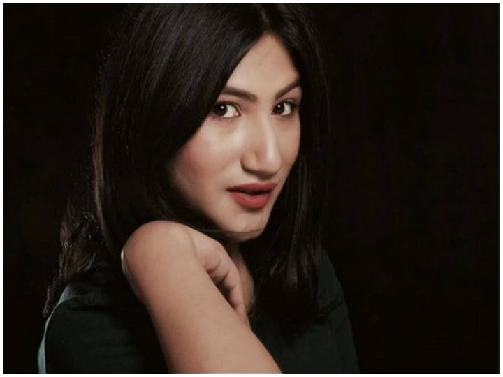 विदेश यात्रा करने की वजह से माहिका शर्मा नहीं लेंगी बिग बॉस 14 में हिस्सा? Mahika Sharma will not participate in Bigg Boss 14 due to traveling abroad? विदेश यात्रा करने की वजह से माहिका शर्मा नहीं लेंगी बिग बॉस 14 में हिस्सा?