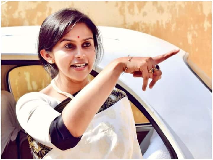 IAS Success Story: डॉक्टर से आईएएस तक का सफर कुछ यूं पूरा किया प्रियंका शुक्ला ने Success Story Of IAS Priyanka Shukla IAS Success Story: डॉक्टर से आईएएस तक का सफर कुछ यूं पूरा किया प्रियंका शुक्ला ने