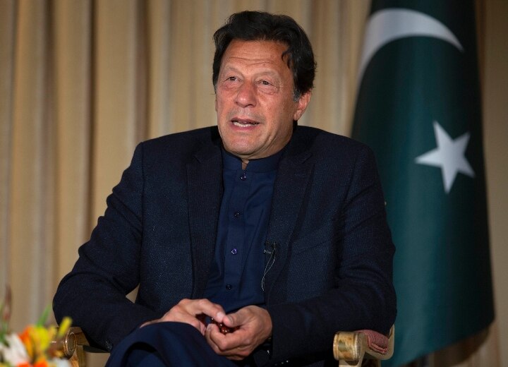 Pakistan's Imran Khan government presented budget of Rs 7,130 billion, defense budget increased by 4.7 percent पाकिस्तान की इमरान सरकार ने पेश किया 7,130 अरब रुपये का बजट, रक्षा बजट 4.7 प्रतिशत बढ़ा