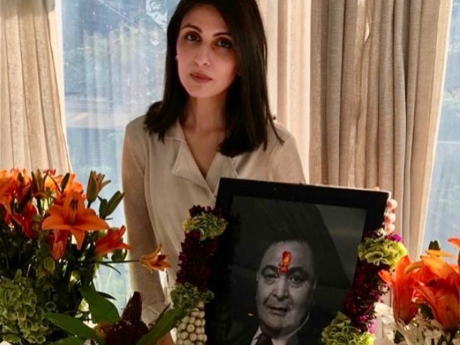 Riddhima remembered father Rishi Kapoor, shared 'classic' photo Riddhima Kapoor remembered father Rishi Kapoor, shared 'classic' photo