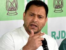 बिहार: तेजस्वी ने उठाया बेरोज़गारी का मुद्दा, कहा- रोज़गार के लिए 9 सितंबर को रात 9 बजे 9 मिनट तक जलाएं लालटेन