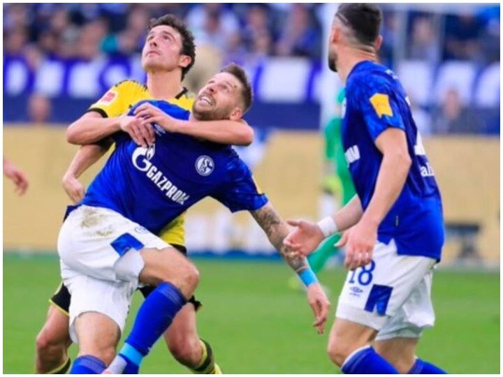 Bundesliga German league offers first glimpse of post COVID-19 football ann यूरोप में फिर से शुरू हुई फुटबॉल, दो महीने के बाद खेले गए बुंदेसलिगा के मुकाबले
