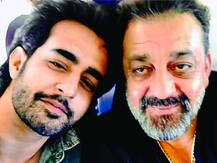 बॉलीवुड एक्टर सत्यजीत दुबे की मां की कोरोना रिपोर्ट पॉजिटिव, नानावती अस्पताल में भर्ती