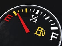 गर्मियों में संभलकर चलाएं कार का AC, वरना घट सकता है माइलेज