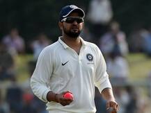 सुरेश रैना ने लगाई अफरीदी को फटकार, कहा- अपना विफल देश संभालों, कश्मीर हमारा ही रहेगा