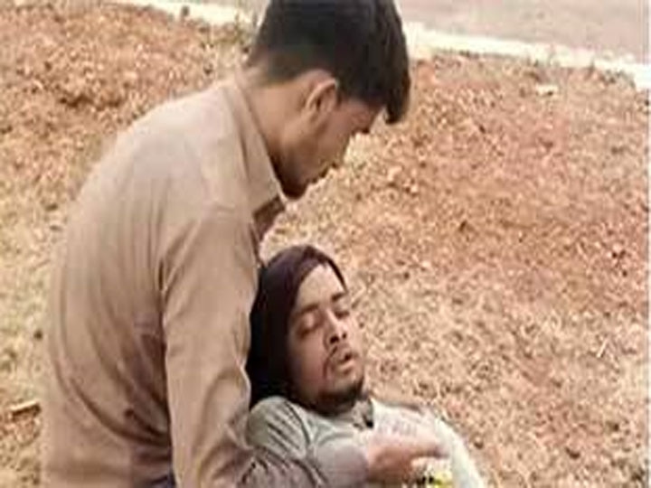 Yakub And Amrit Friendship Become Unique Example In The Corona ...