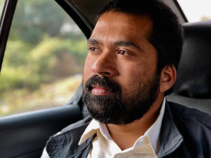 Priyanka Gandhi's personal secretary Sandeep came in the discussion, ANN बस पॉलिटिक्स: चर्चा में आए प्रियंका गांधी के निजी सचिव संदीप सिंह को जानें