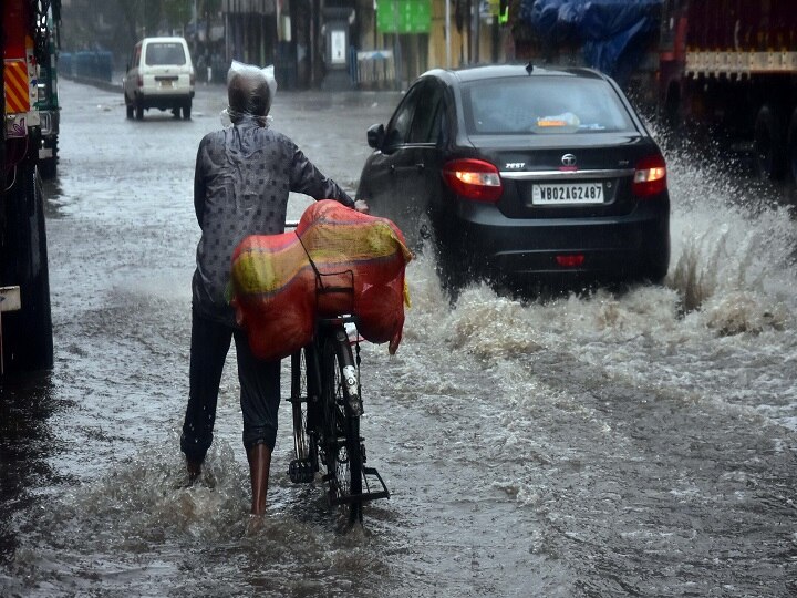 Gujarat Heavy Rain in yesterday disconnected more villages water level increase in narmda and more river Gujarat Heavy Rain: गुजरात में रविवार को झमाझम बारिश, नर्मदा और अन्य नदियों का जलस्तर बढ़ा, कई गांवों का संपर्क टूटा