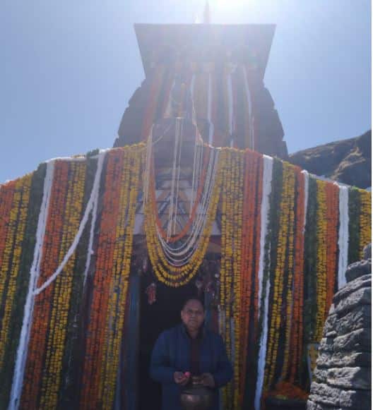 18 मई को तुंगनाथ की पैदल डोली यात्रा शीतकालीन गद्दीस्थल मक्कूमठ से तुंगनाथ के लिये निकली थी.