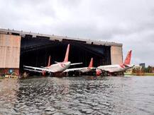 बंगाल: उम्पुन तूफान ने जमकर मचाई तबाही, पानी में डूबा कोलकाता एयरपोर्ट