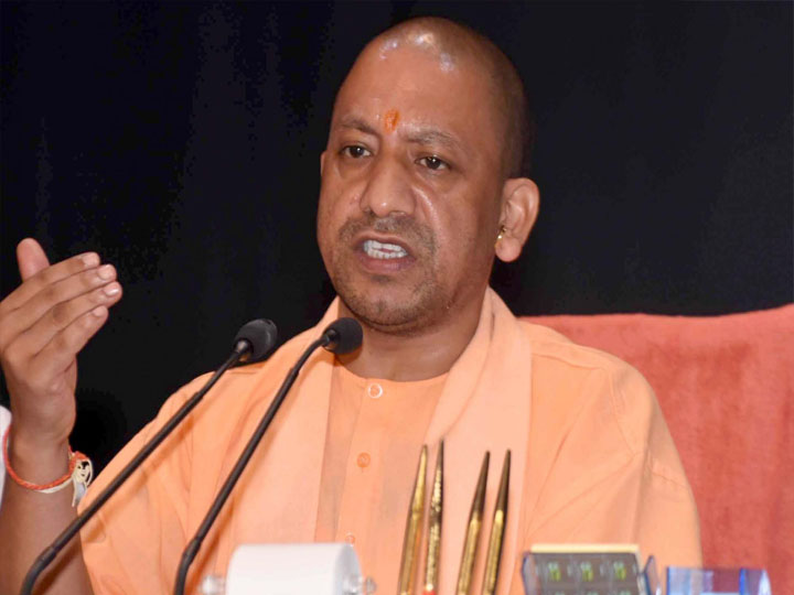 सीएम योगी की अधिकारियों को दो टूक, कहा- यूपी में कोई भूखा ना रहे CM Yogi Adityanath says no one should be hungry in state