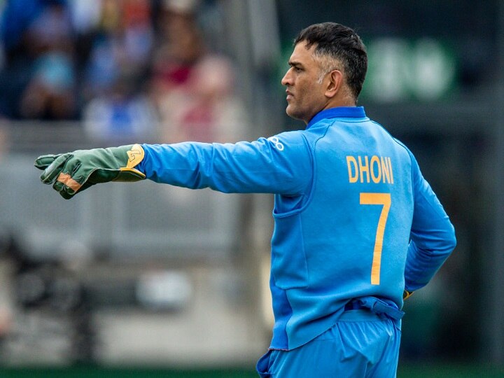 Batting coach Vikram speaks dhoni replacement into team india धोनी को लेकर बैटिंग कोच का दावा- माही में बाकी है दम, उन्हें कोई रिप्लेस नहीं कर सकता