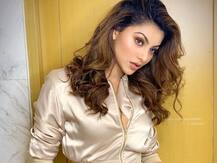 ...जब उर्वशी रौतेला को नहीं पीने आया सिगार तो पड़ गई डांट, देखें ये दिलचस्प वीडियो