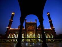 मुस्लिम धर्मगुरुओं की अपील- ईद मनाएं लेकिन लॉकडाउन के नियमों का पालन भी करें