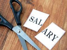 ऊधमसिंह नगर: शिक्षकों का शोषण कर रहे हैं निजी स्कूल, वेतन मांगने पर नौकरी से धोना पड़ रहा है हाथ