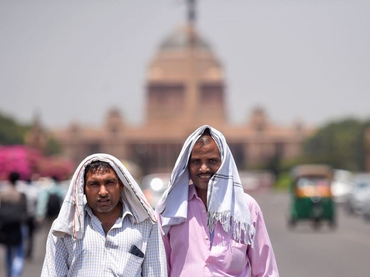 Delhi Safdarjung Hottest May Day Since 2002 Amid Severe Heatwave दिल्ली: सफदरजंग में 18 साल बाद दर्ज किया गया सबसे गर्म दिन, पालम का पारा 47.6 डिग्री तक पहुंचा