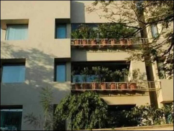 फिल्म में बिग बी के साथ आयुष्मान खुराना भी नज़र आएंगे. फिल्म का प्रीमियर 12 जून को अमेज़न प्राइम पर होगा. (तस्वीर: सोशल मीडिया)