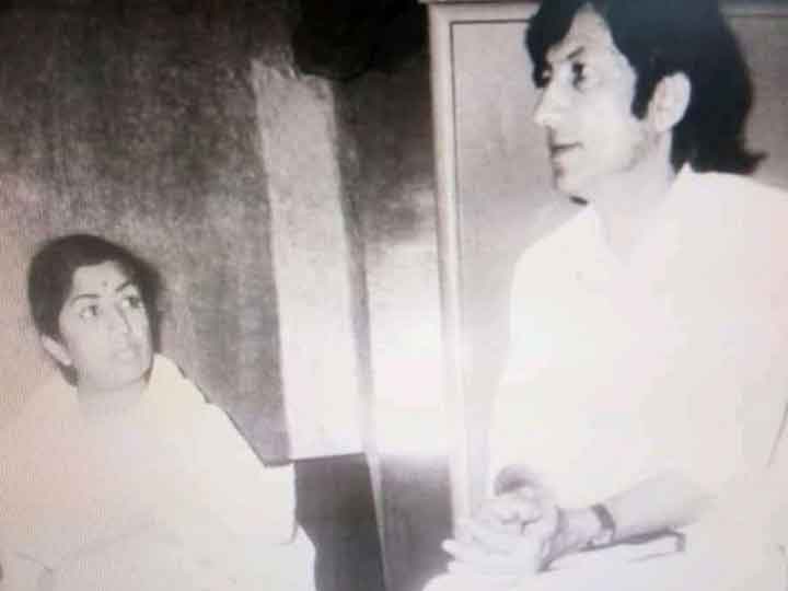 आनंद', 'छोटी-सी बात' और 'रजनीगंधा' जैसी फिल्मों के गीतकार योगेश का मुंबई में निधन