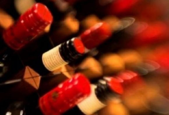 ऑनलाइन शराब बिक्री के नाम पर धोखाधड़ी, मुंबई साइबर सेल ने जारी किये 73 नंबर जिनसे होता था फ्रॉड 