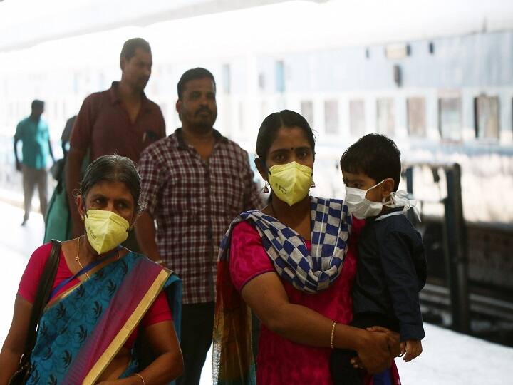 Coronavirus: राजधानी दिल्ली में पिछले 24 घंटों में 1105 नए मामले सामने आए, 82 लोग मरे Delhi Corona reports more than 1100 cases in 24 hours tally crosses 17300 Coronavirus: राजधानी दिल्ली में पिछले 24 घंटों में 1105 नए मामले सामने आए, 82 लोग मरे