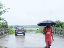 उत्तर-पश्चिम भारत में बारिश के कारण गर्मी से राहत, यूपी में आंधी-तूफान से 13 लोगों की मौत