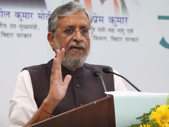 बिहार: लॉकडाउन के दौरान गैरहाजिर रहने वाले कॉन्ट्रैक्ट और नियमित सरकारी कर्मचारियों को मिलेगा जुलाई का वेतन Bihar Contracts and regular government employees who are absent during lockdown will get salary ANN बिहार: लॉकडाउन के दौरान गैरहाजिर रहने वाले कॉन्ट्रैक्ट और नियमित सरकारी कर्मचारियों को मिलेगा जुलाई का वेतन