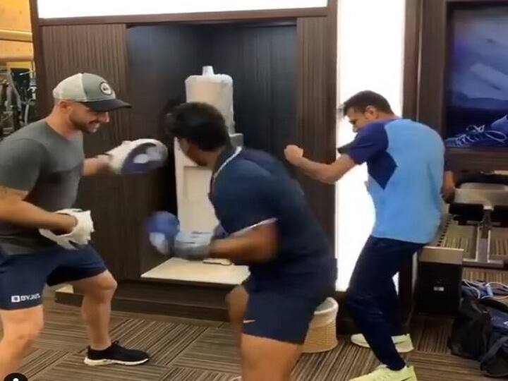 Kyon thaq rahe ho: Watch Yuzvendra Chahals funny boxing training along with Rishabh Pant bhaiya चहल ने रिषभ पंत के साथ शेयर की बॉक्सिंग की पुरानी वीडियो, कहा- 'क्यों थक रहे हो'